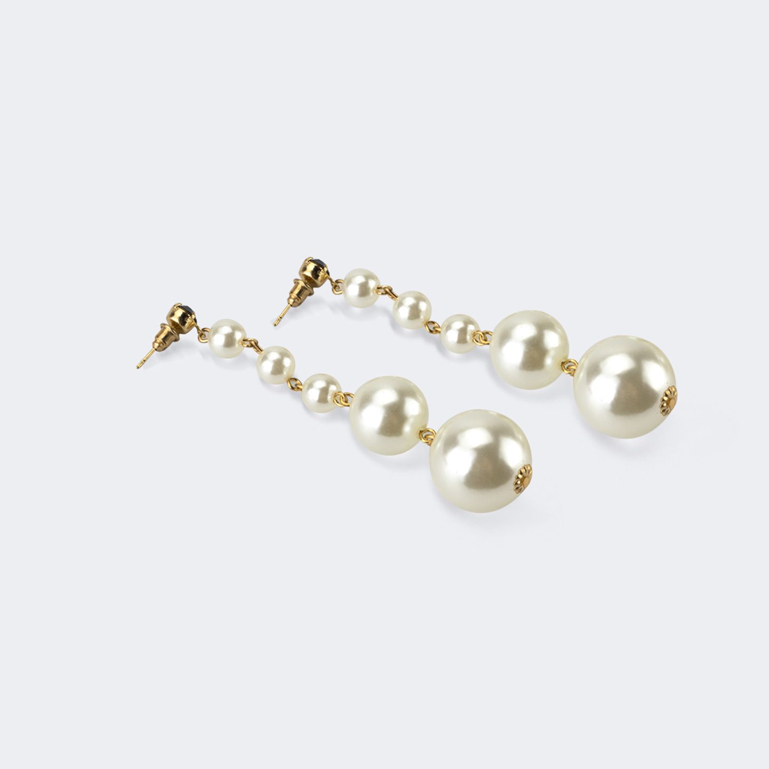 Vintage Elegant White Pearl Earrings  | ZEELOOL Canada1