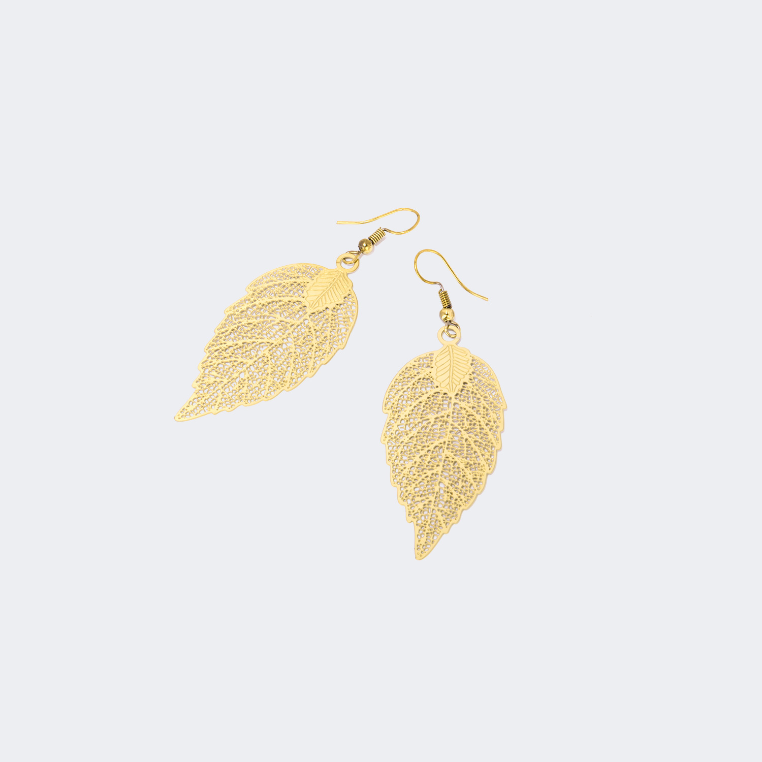 Stylish Leaf Shape Gold Earrings0
