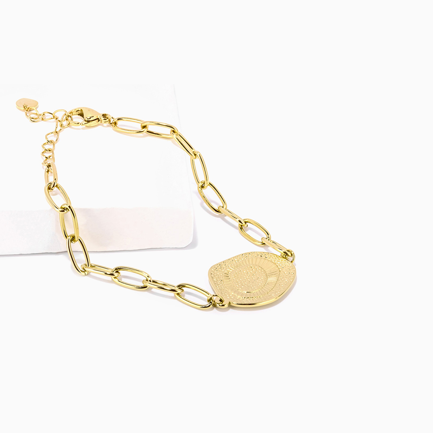Brilliant Pretty Gold Bracelet | ZEELOOL Canada0
