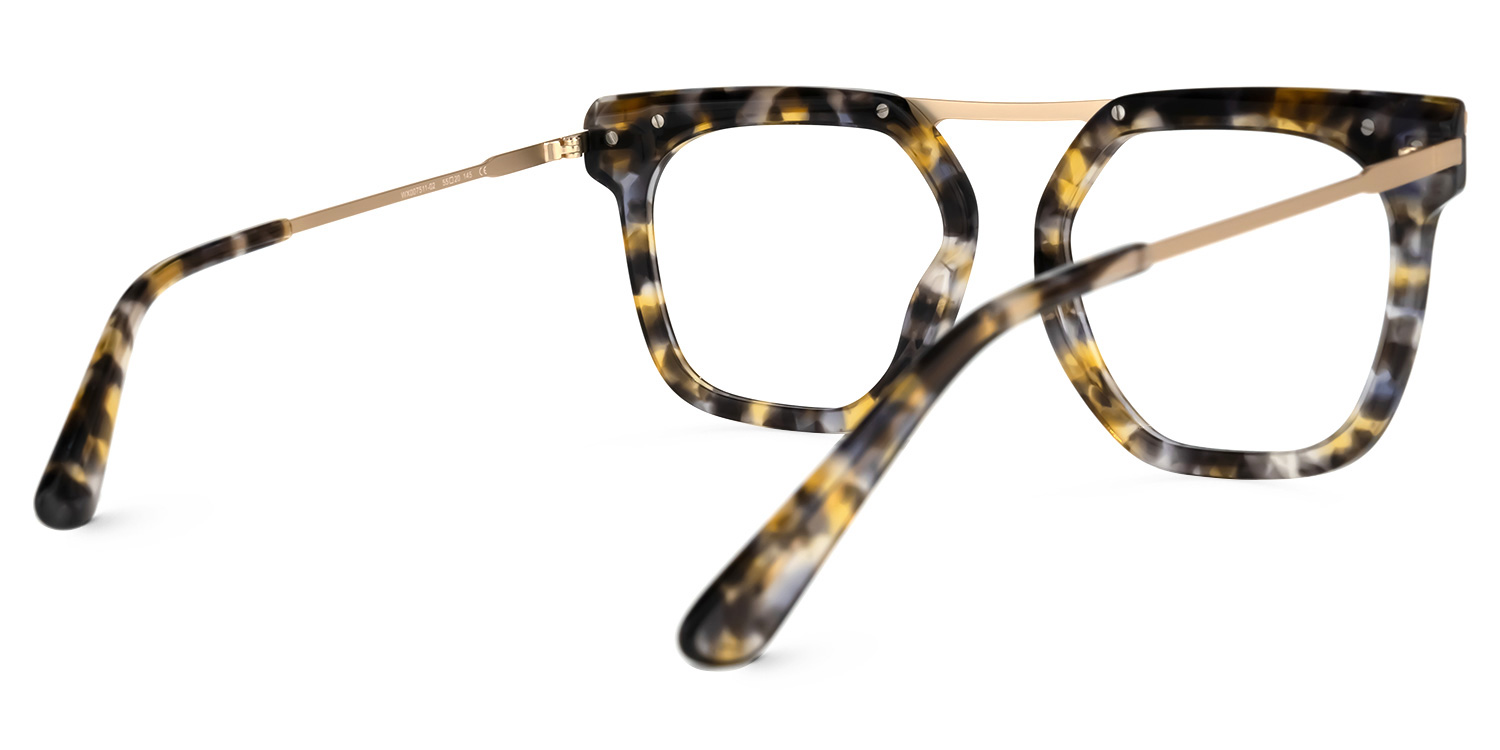 Josefina Square Gray-Tortoise Glasses3