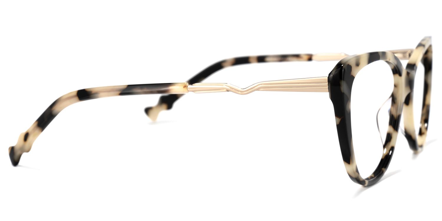 Amena Cateye Light-Tortoise Glasses | ZEELOOL Canada3