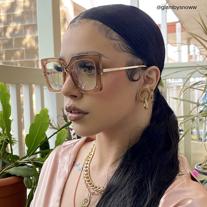 Qatar Square Beige Eyeglasses and Thick Frames6