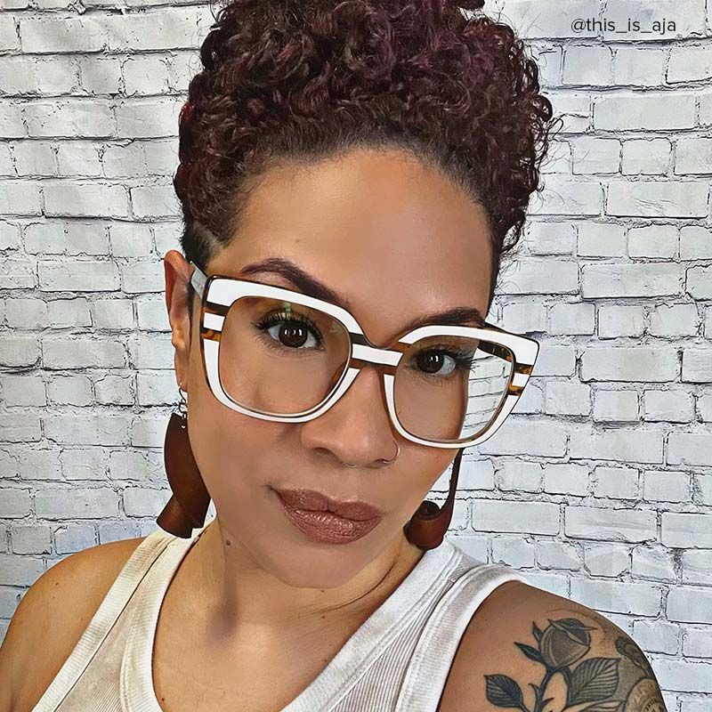 Brenda Square Light-Tortoise Glasses | ZEELOOL Canada7