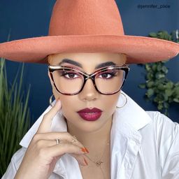 Winston Butterfly Floral Glasses9