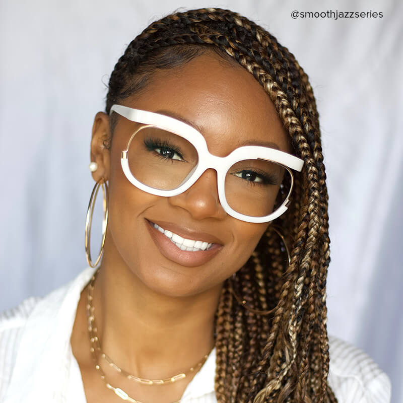 Darice Round White Glasses6