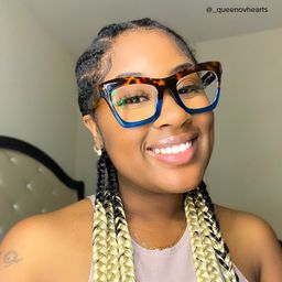 Benitez Square Blue Glasses10