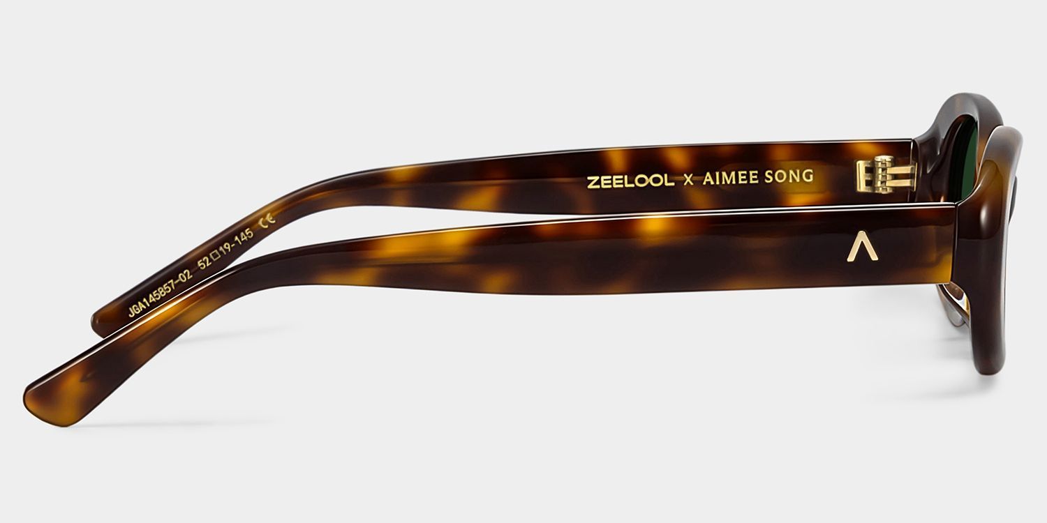 ZEELOOL x Aimee Song The 90s Tortoise Oval Glasses3