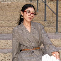 Ivy Red Square Glasses7