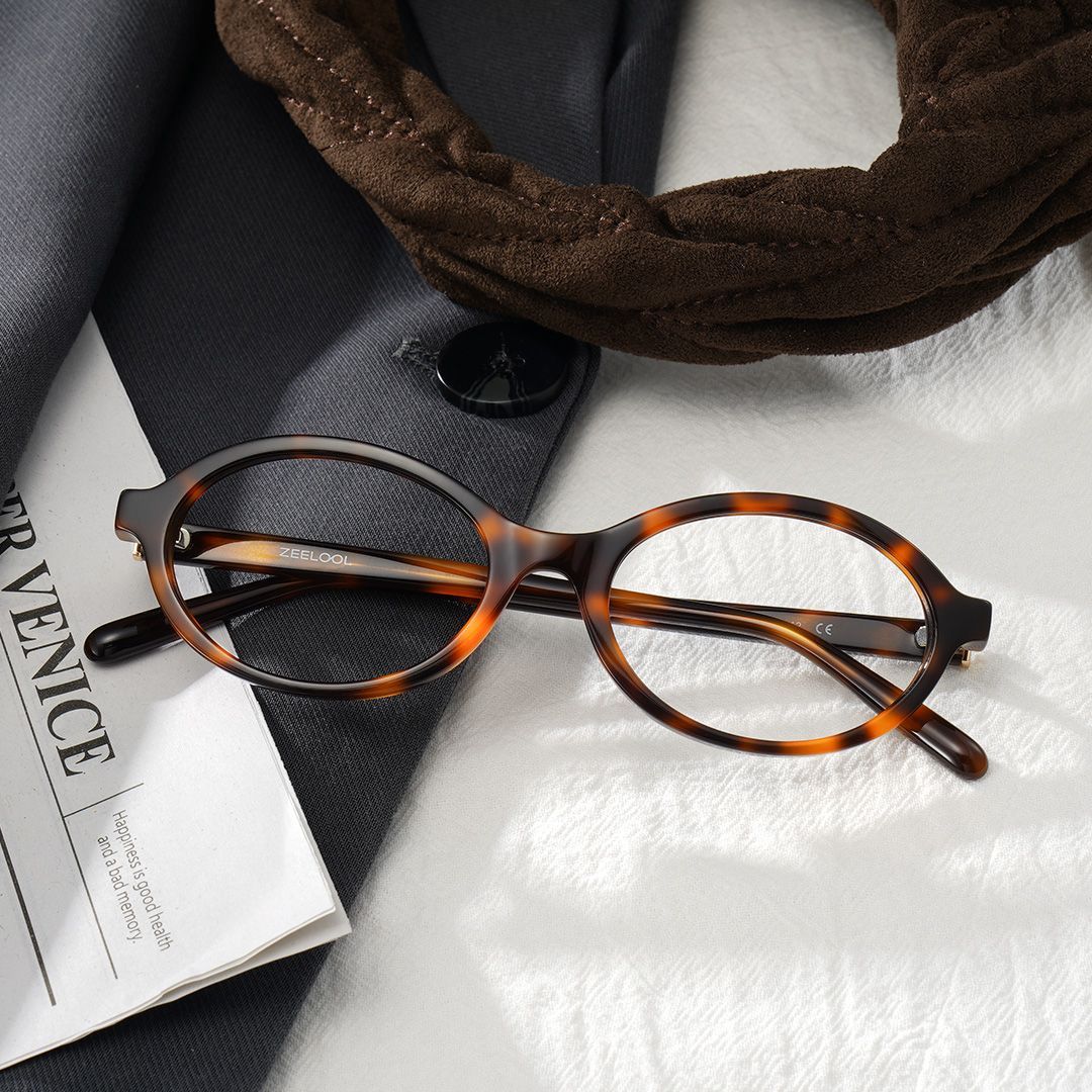 Everly Oval Tortoise Eyeglasses—Acetate Frame Glasses | ZEELOOL2