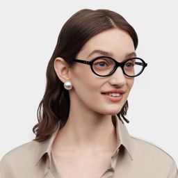 Everly Black Oval Glasses1
