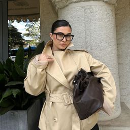 Katia Square Black Glasses7