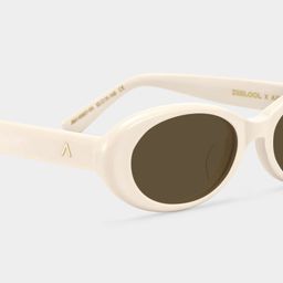 The 90s White Oval Sunglasses5