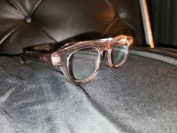 Dusty pink translucent goodness all around. These are a subtle stateme1