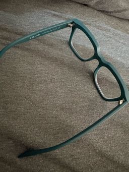 Price : great price
love the solid matte color1