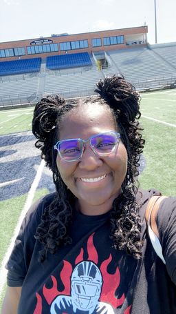I love these glasses! The colors really stand out in the sun! Perfect 1