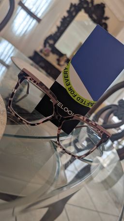 Quality : muy buenos
Prescription : perfecta
Price : muy accesible
Siz1