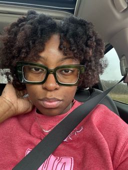 I love big, bold glasses and these certainly checked those boxes! They0