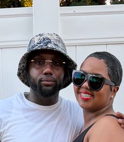 these glasses were a gift for my man and he looked amazing in them0
