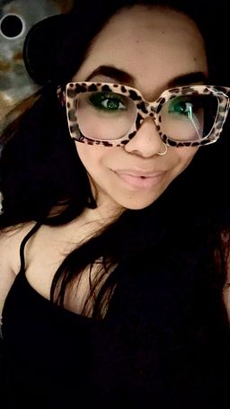 I have always hated wearing my glasses. I’ve never found any that I fe0
