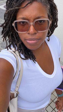 Not every outfit needs to be bold to make a statement.

Today’s look w0