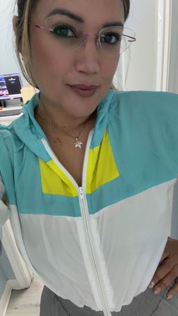 ni se siente que llevas lentes! son súper livianas, cómodas y de excel0