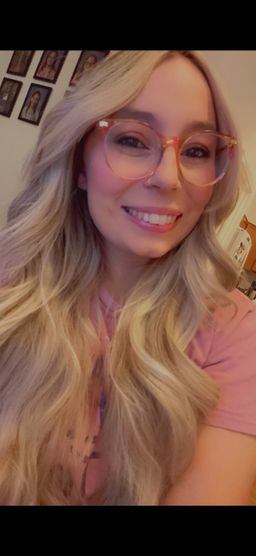 I use these glasses every single day! They feel like there’s nothing o0