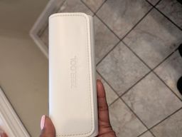 Very nice leather sleek case. perfect fit for my glasses. Love freebie0