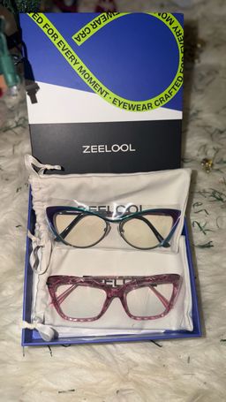 Quality : heavy but nice 
Prescription : yes correct 
Price : good 
Si0